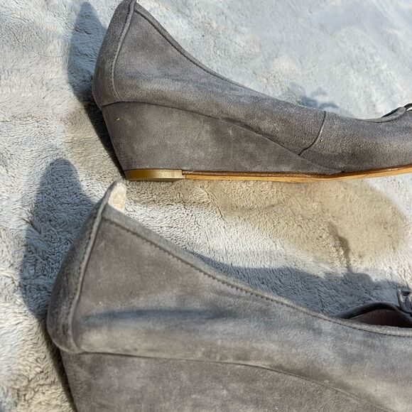gray suede leather shoes by UNISA - Picture 5 of 8